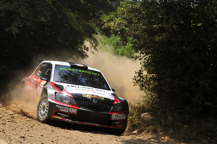 Rally: a biztos harmadik