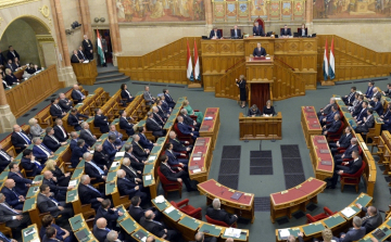 A nagyszülői gyedről kezdenek tárgyalni a képviselők