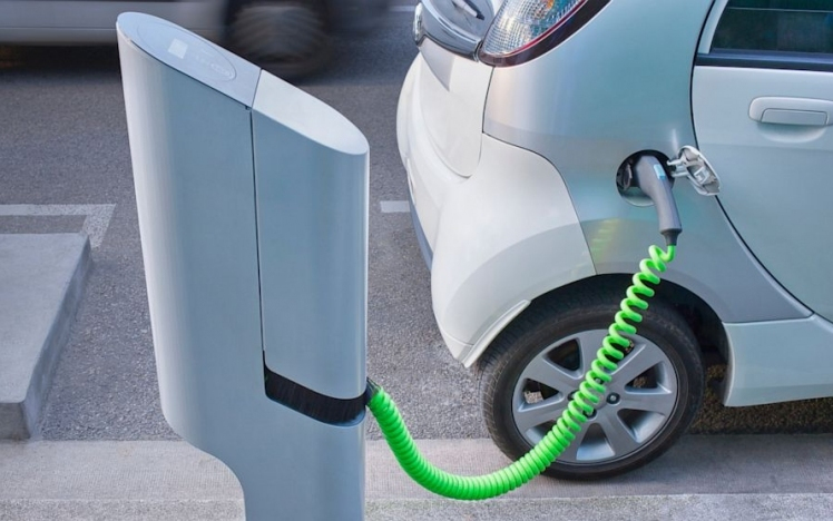 Spanyolországban 50 százalékkal több elektromos autót adtak el tavaly
