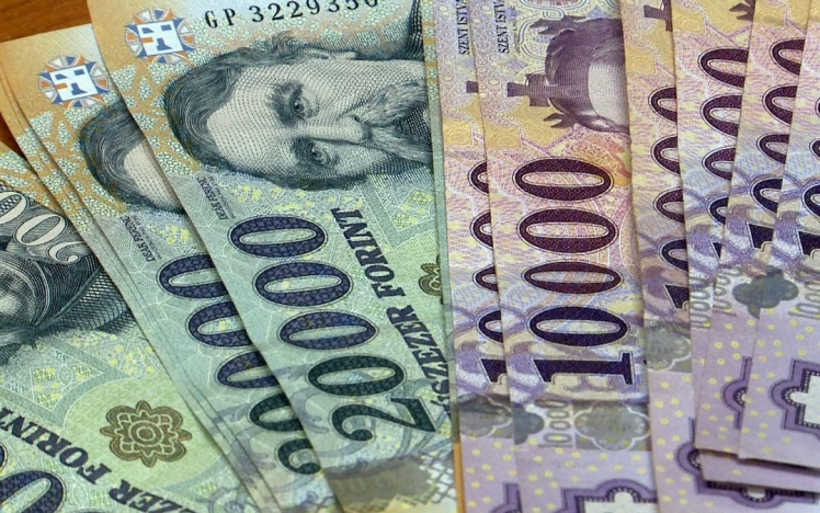 Februárban dupla nyugdíj érkezik, és jön a 14. havi nyugdíj első részlete is