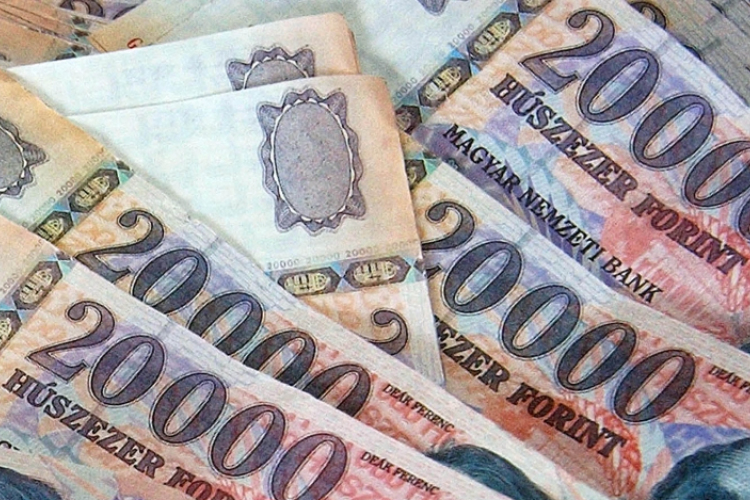 A magyar férfiaknak fontosabb a presztízs, mint a fizetés